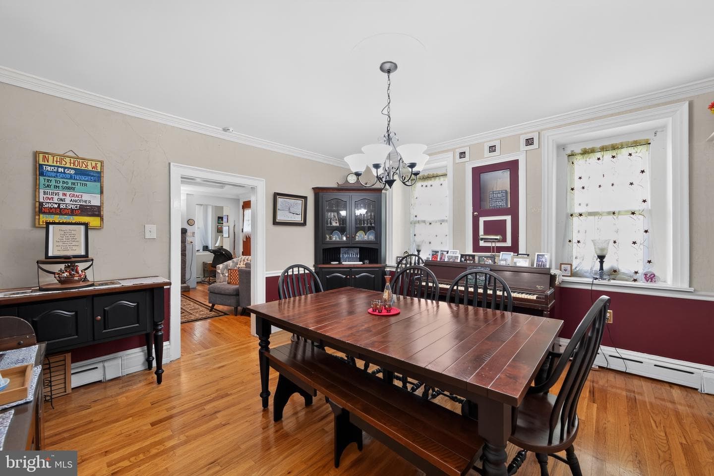 238 Brown Street photo 10