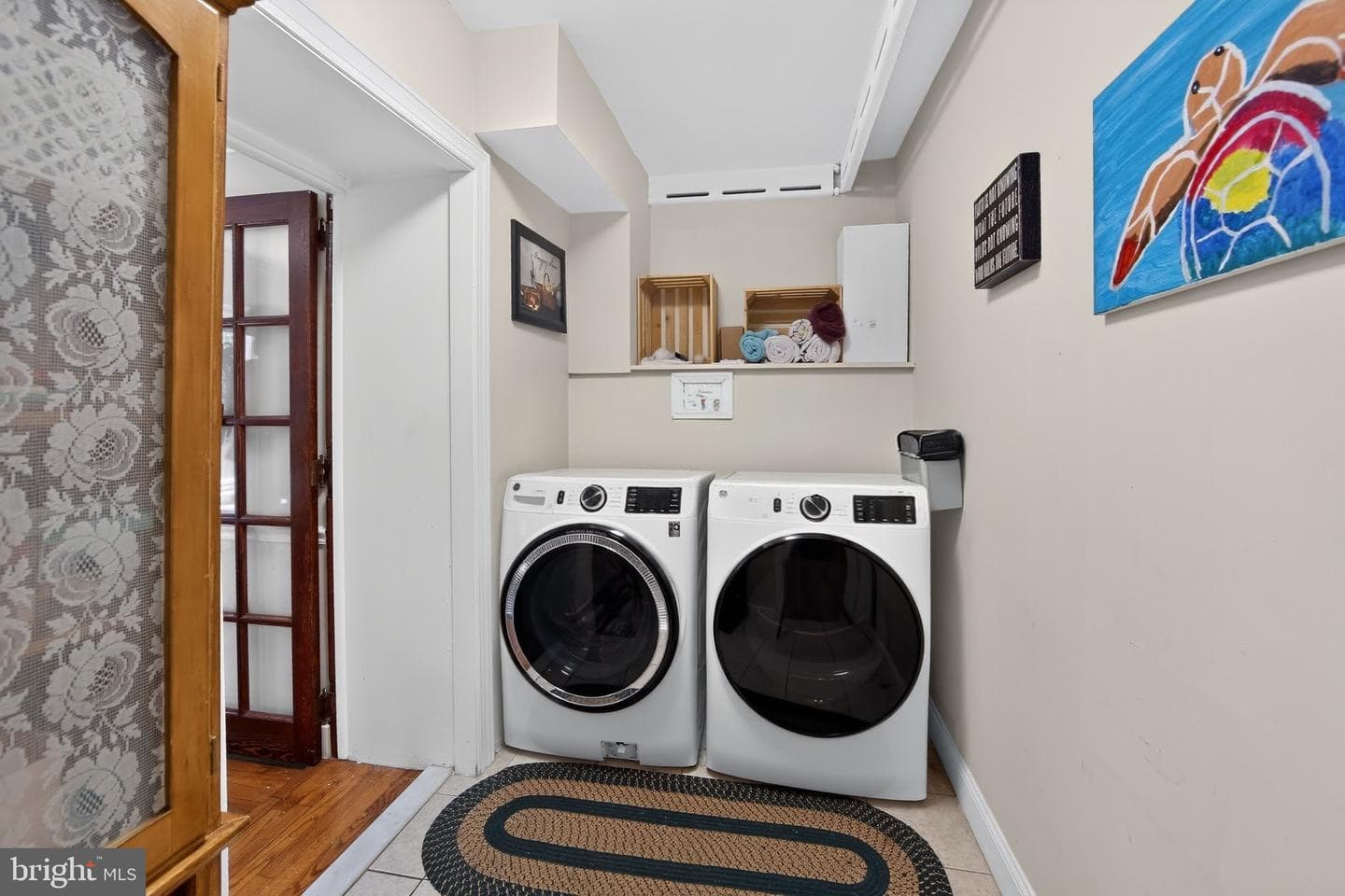 238 Brown Street photo 16