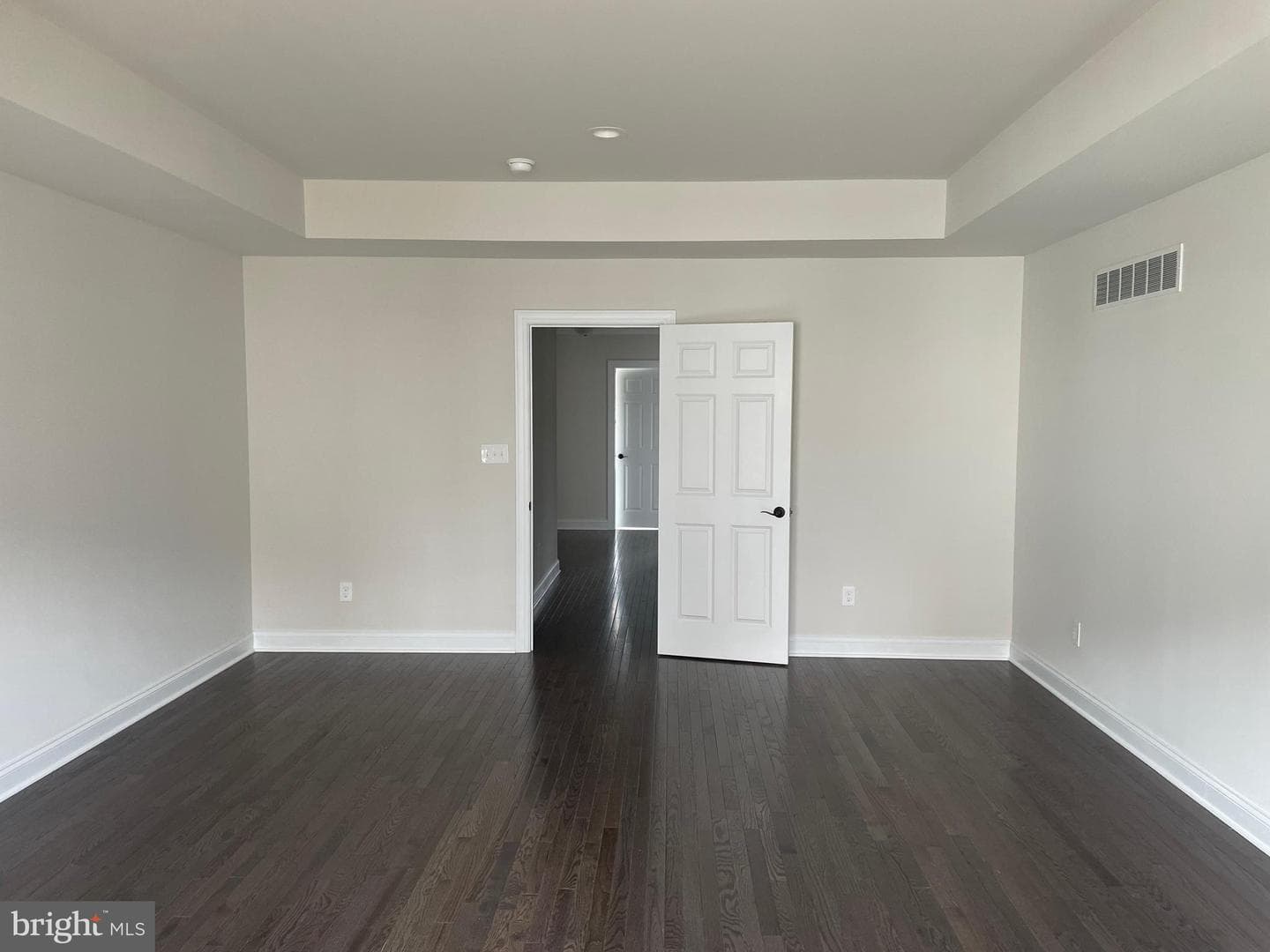 512 Lewis Street photo 31