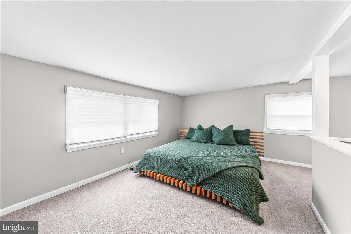 1019 Riverside Drive photo 28