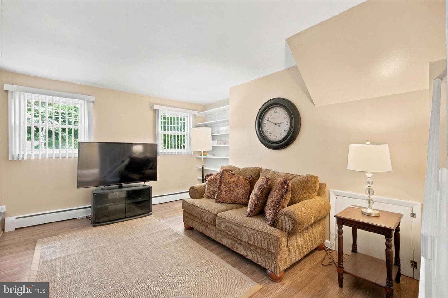 1264 Estate Dr photo 13