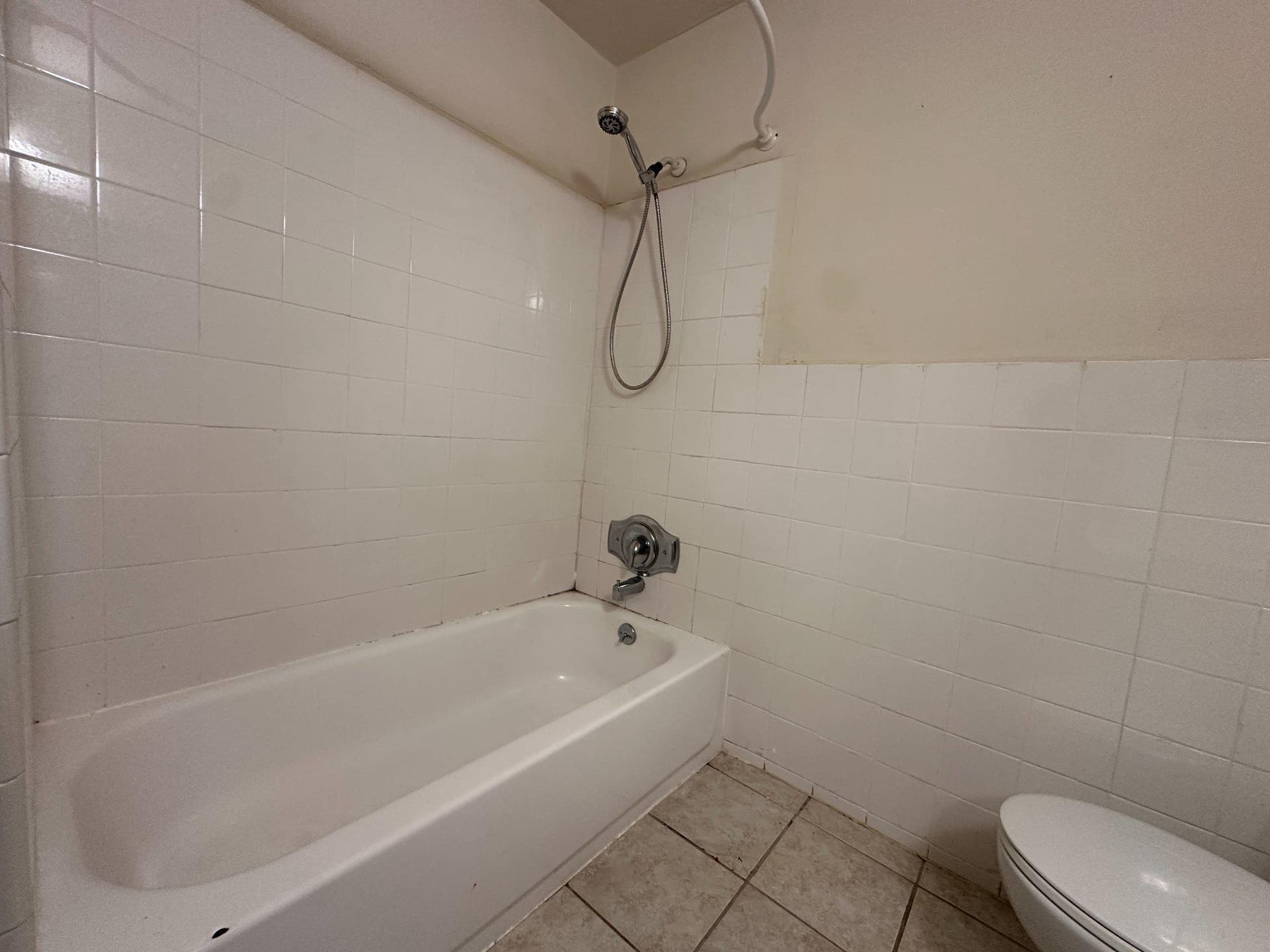 341 Kidwelly Court photo 25