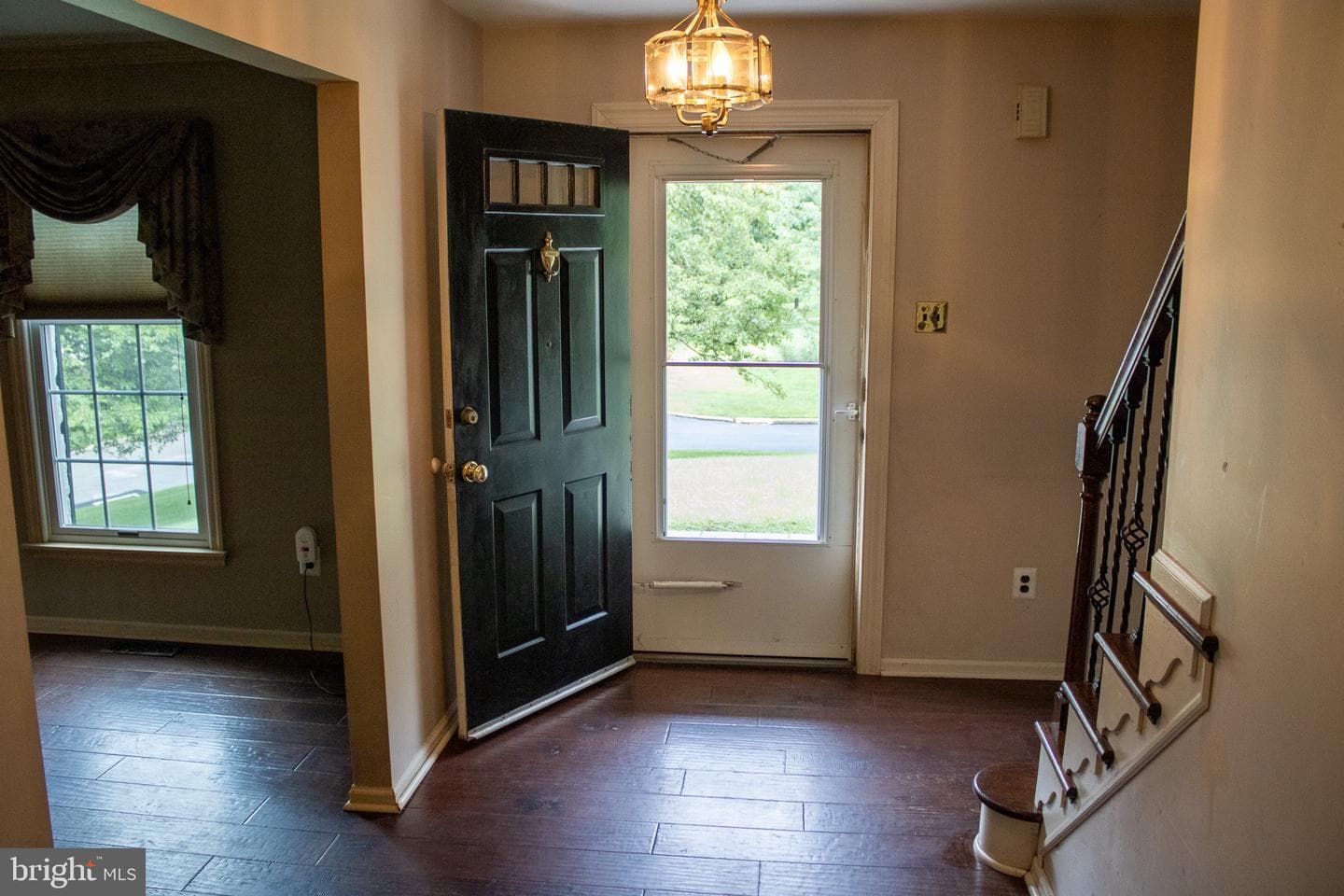 1701 Jennings Way photo 6