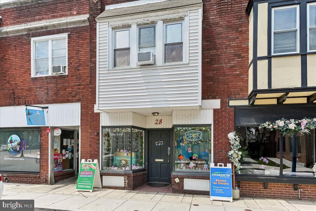 28 Gay St photo 25
