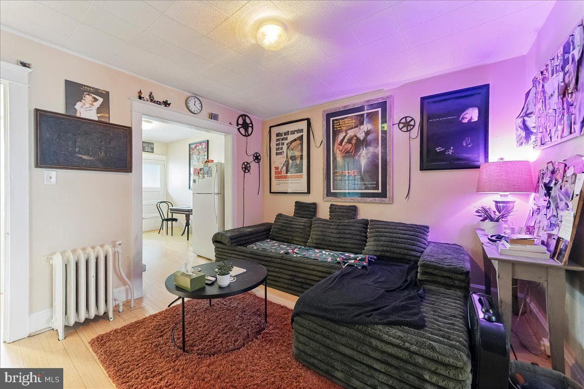 28 Gay St photo 8