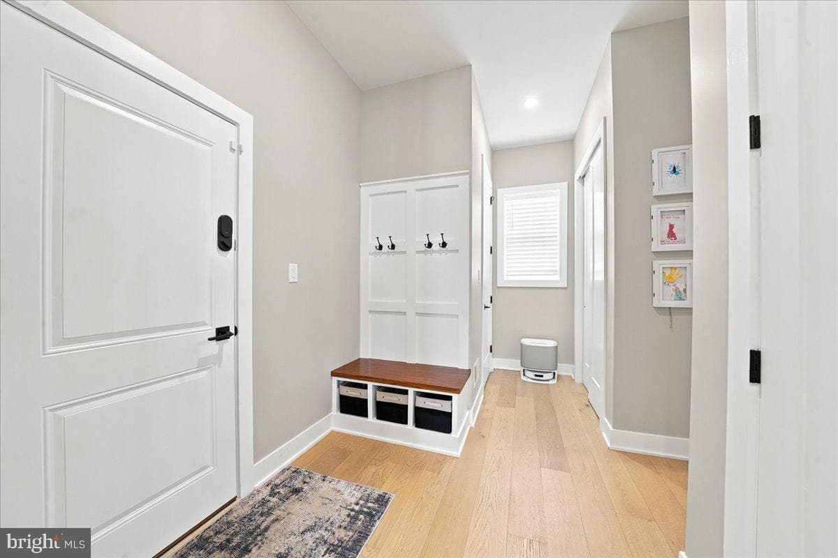 223 Lily Lane photo 11
