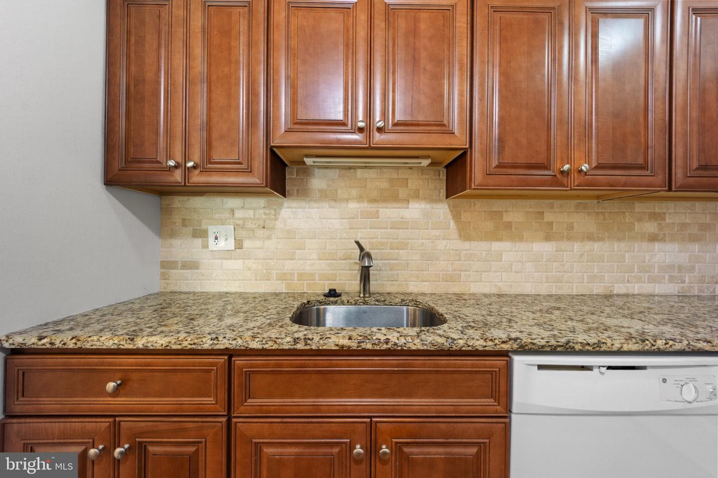 1607 Raintree Ln # 1607 photo 10