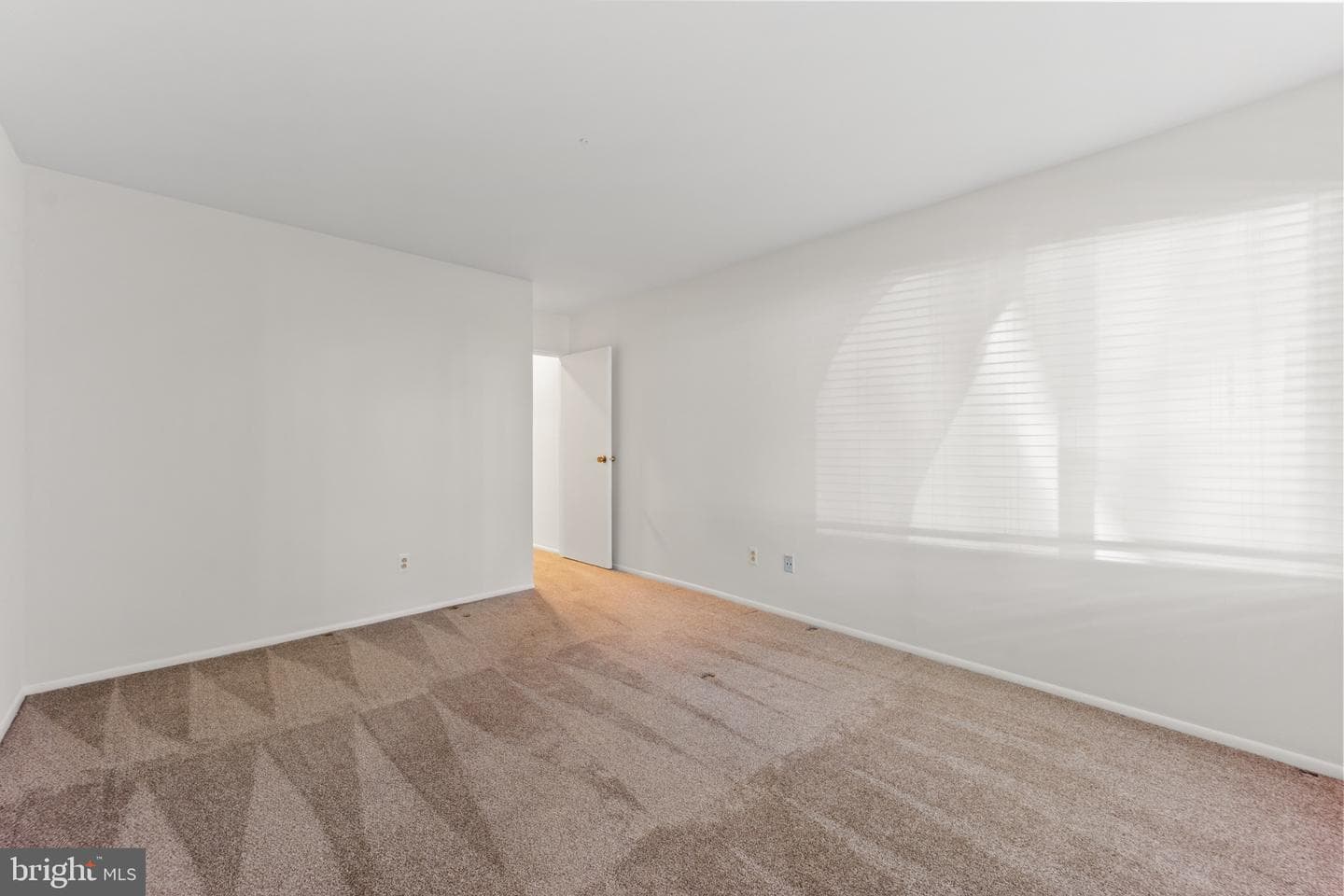 1607 Raintree Ln # 1607 photo 15