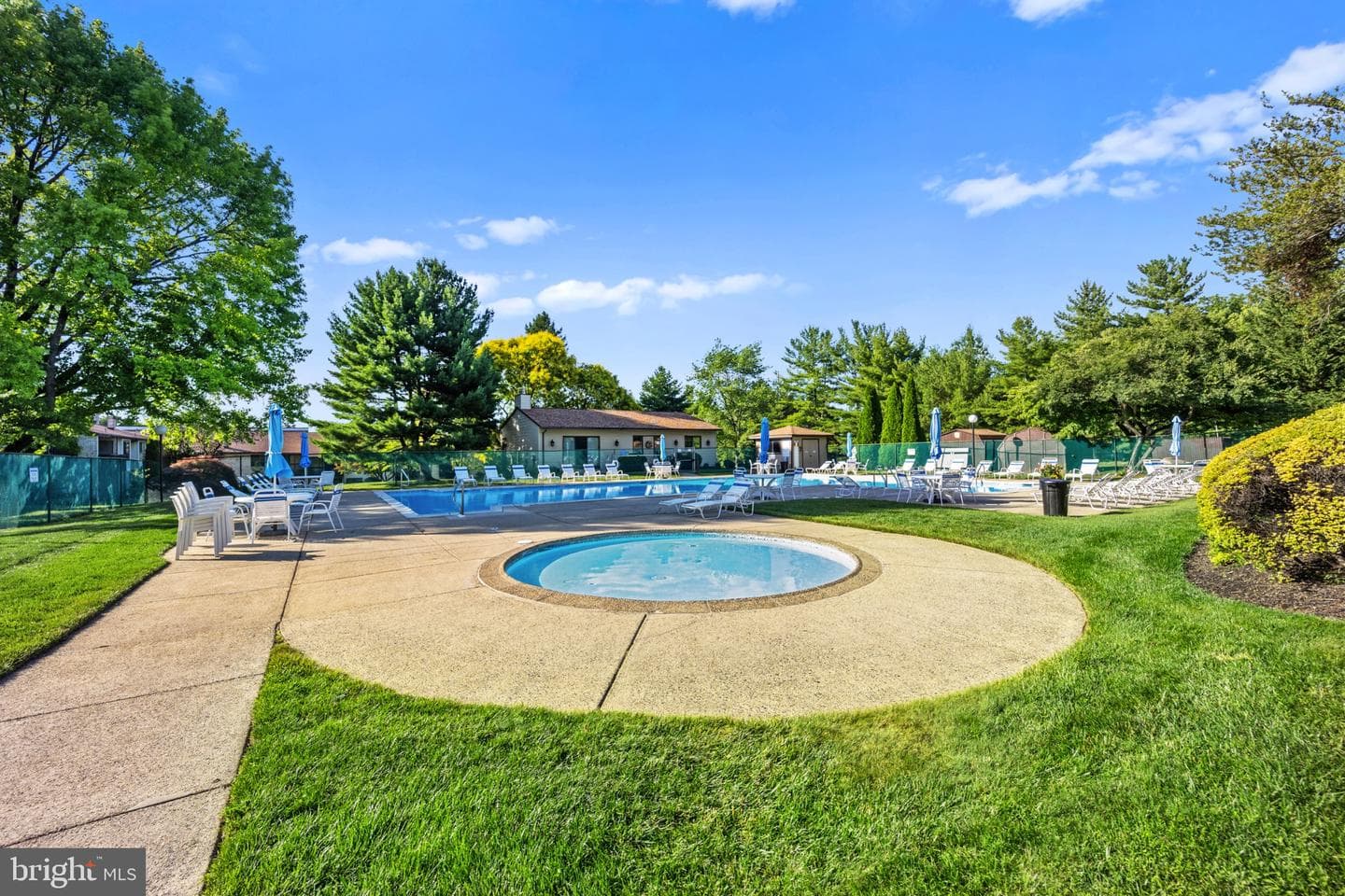 1607 Raintree Ln # 1607 photo 25