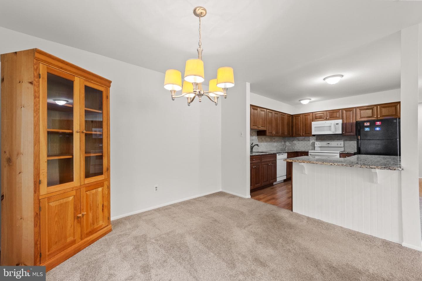 1607 Raintree Ln # 1607 photo 5
