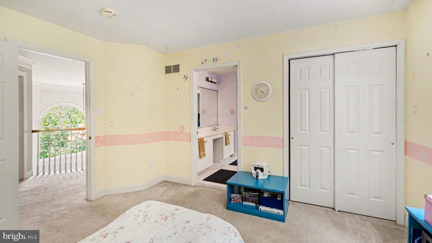 505 Springview Ln photo 24