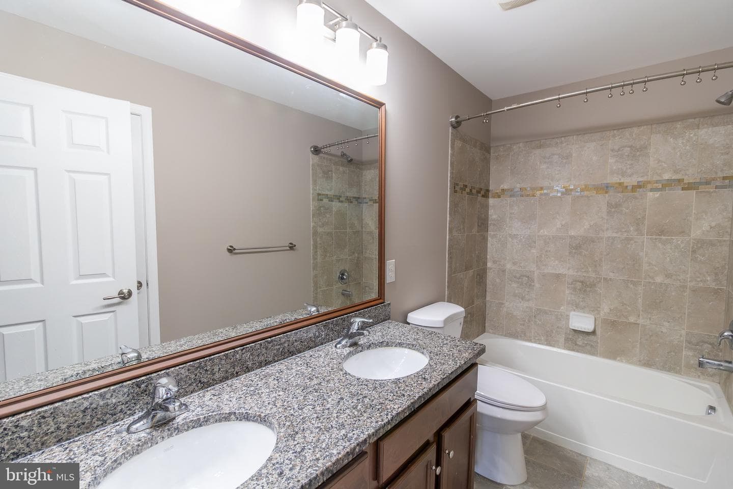823 S Haines Circle photo 27