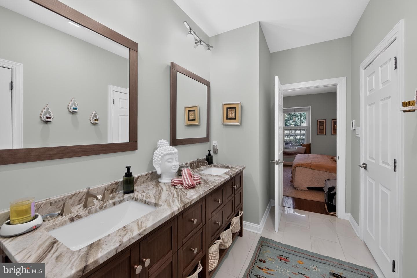 477 Fairmont Drive photo 19