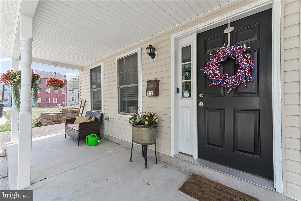 112 Dayton Street photo 5