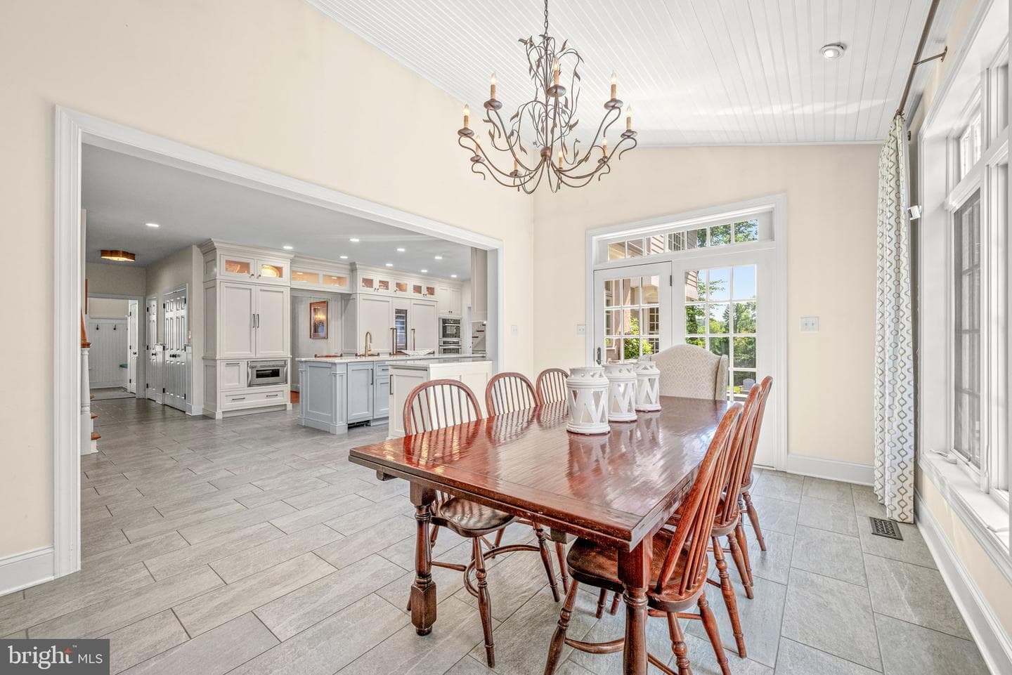 205 Exeter Road photo 27