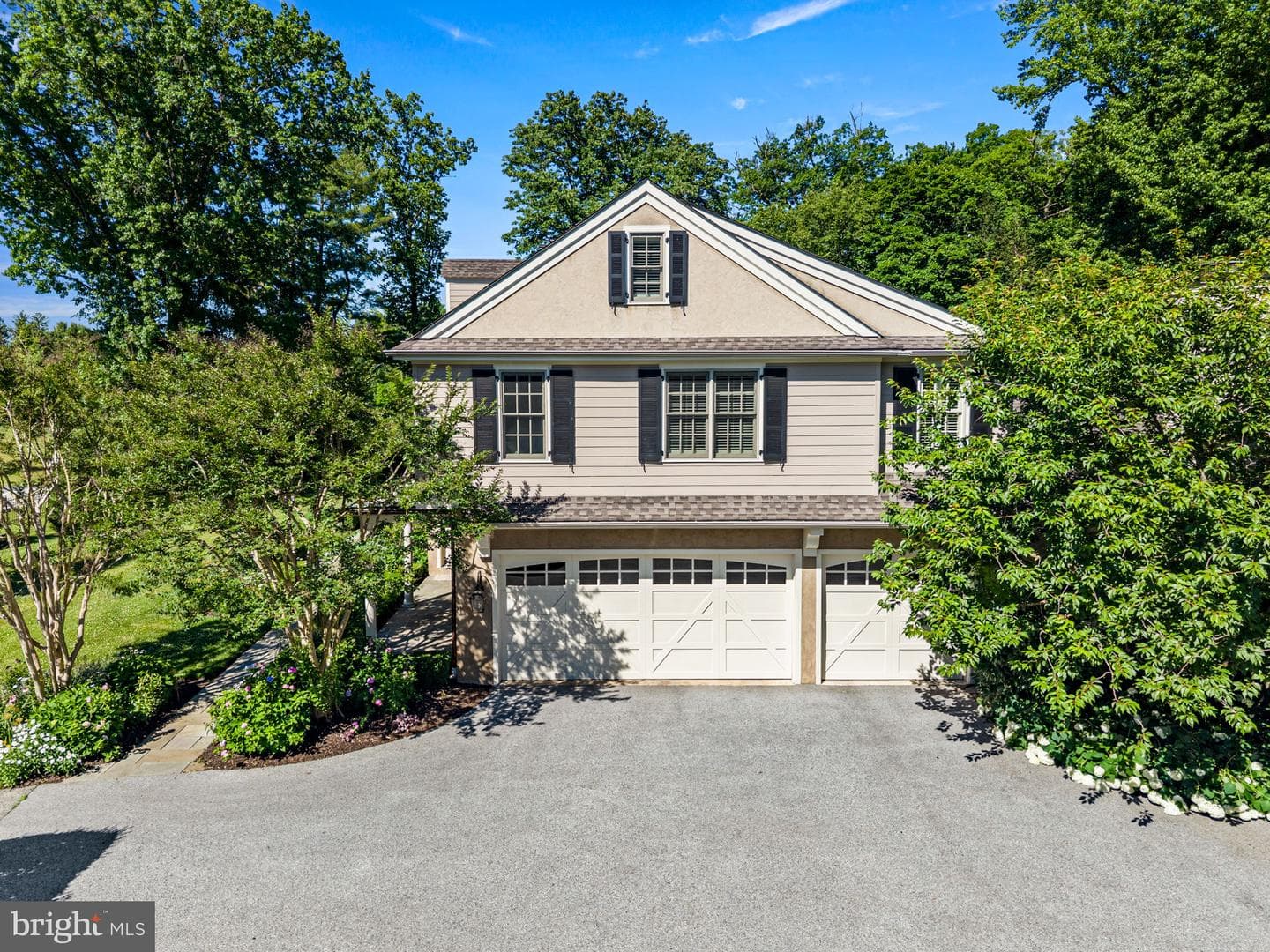 205 Exeter Road photo 70