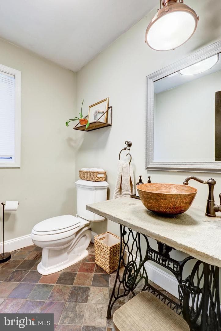 120 Monacy Road photo 36
