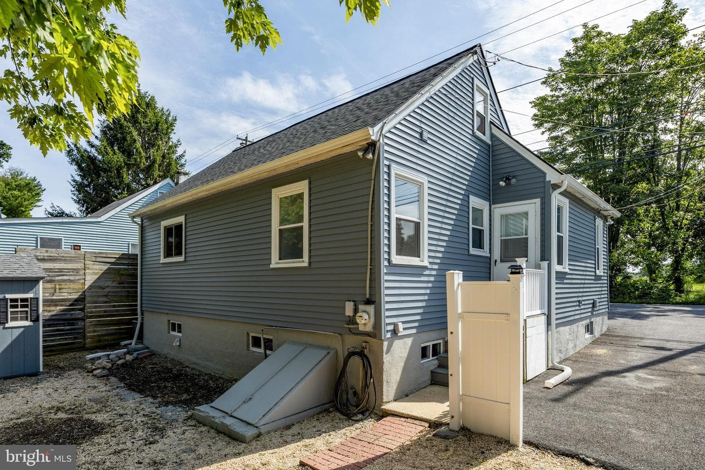 437 S 5th Street photo 32