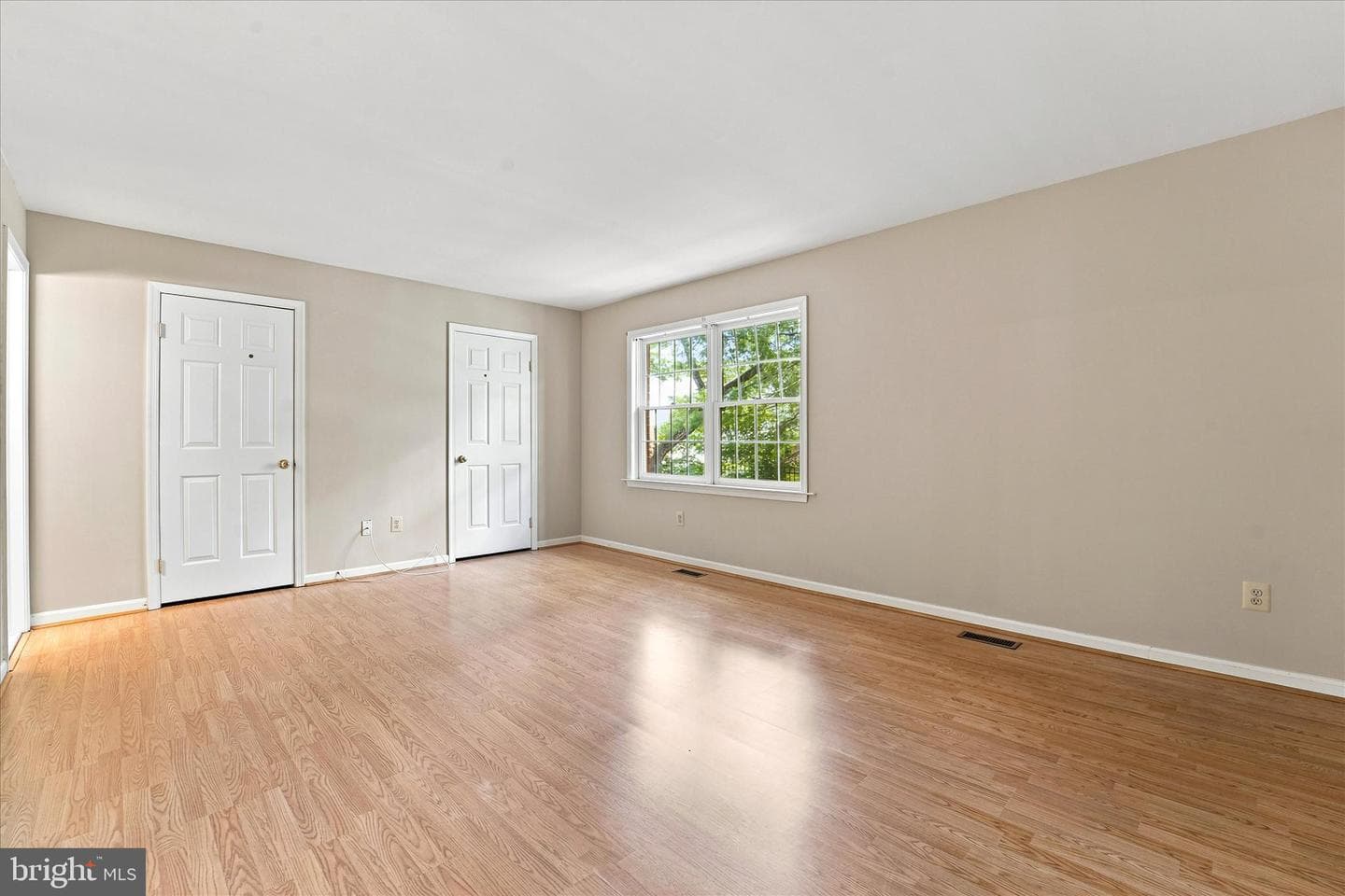 302 Brighton Circle photo 10