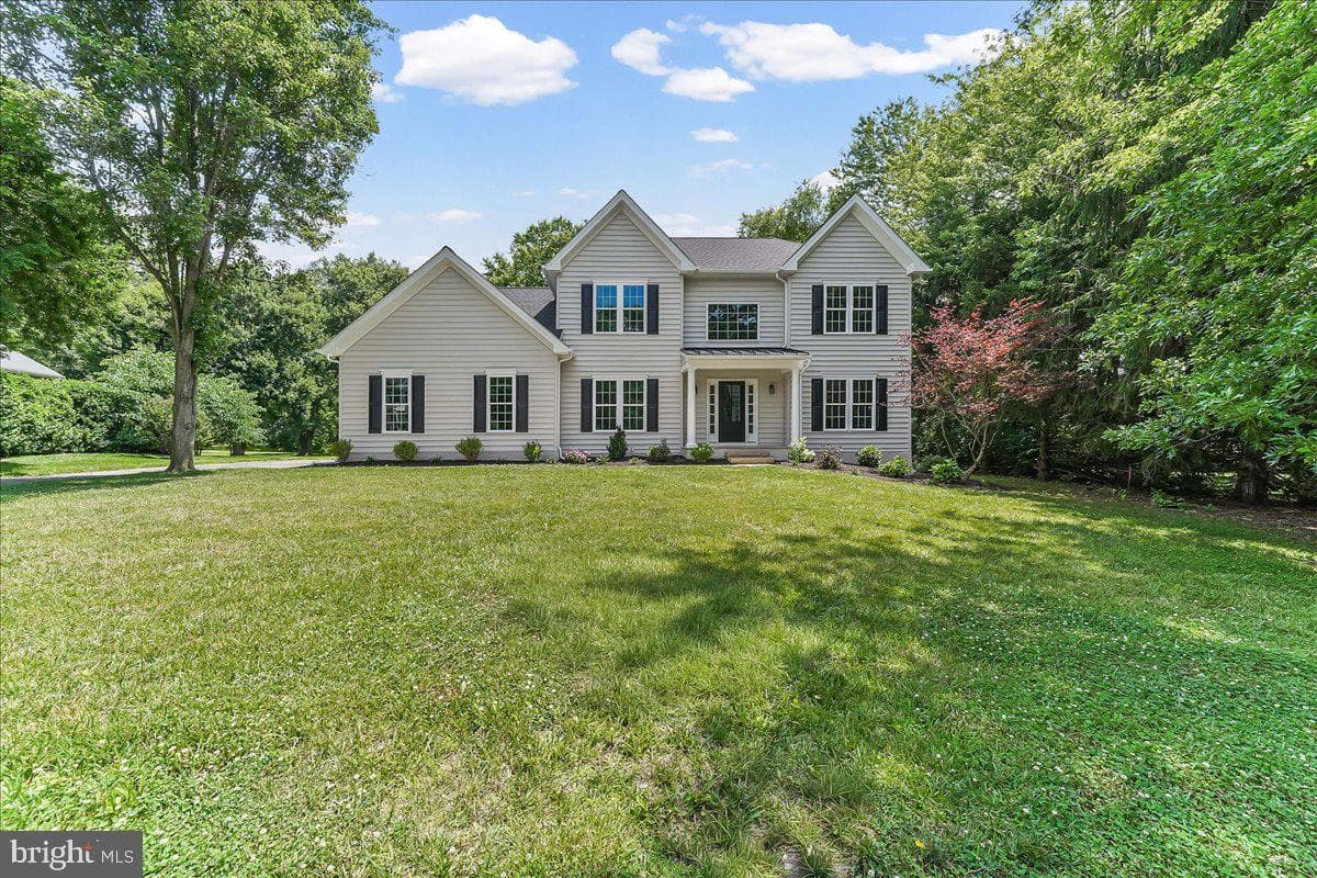 804 Waverly Road photo 14