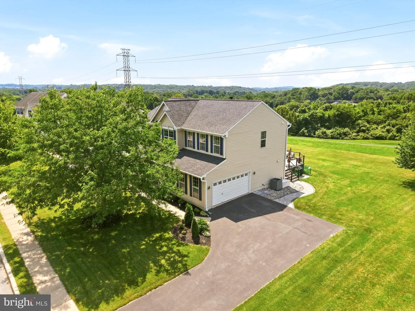 123 Riverside Lane photo 88