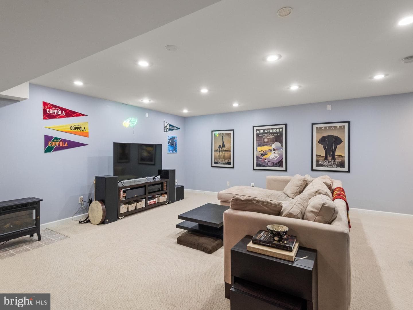 605 Huntington Drive photo 33