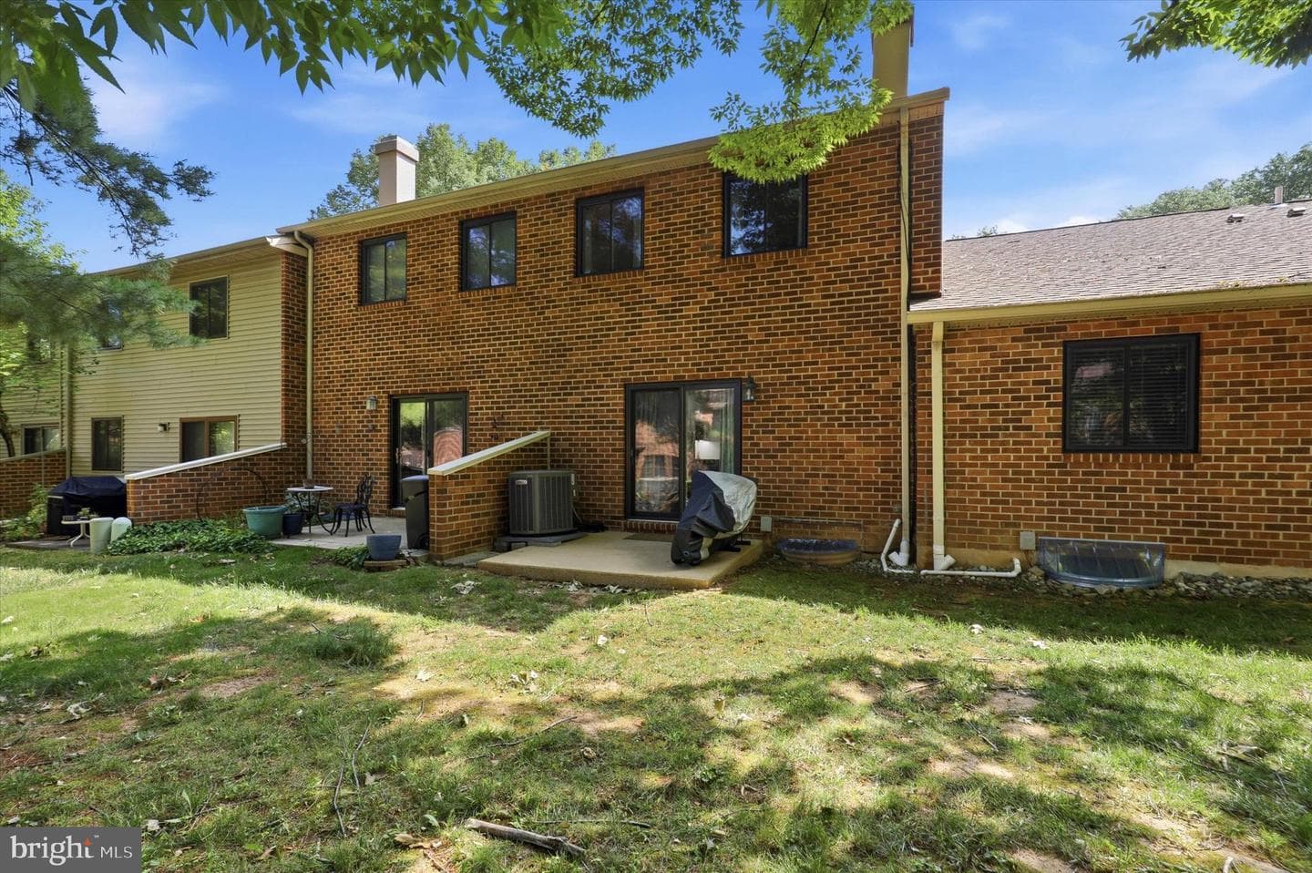 402 Curtis Court photo 24