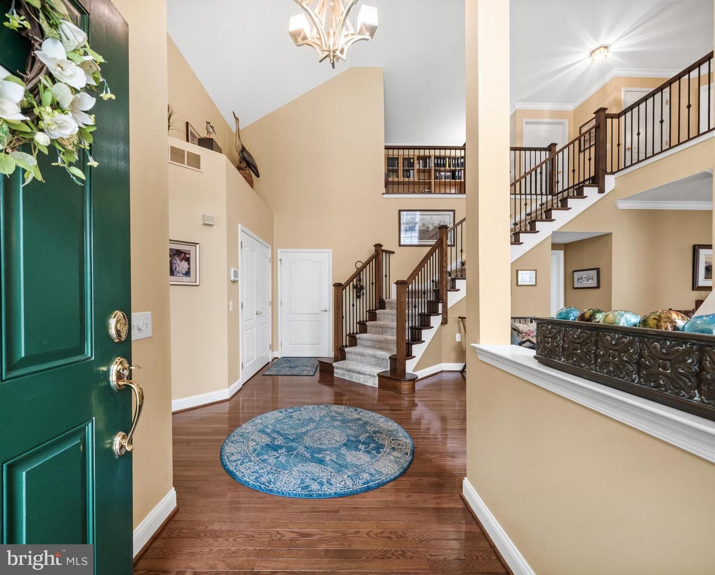 1674 Yardley Drive photo 8
