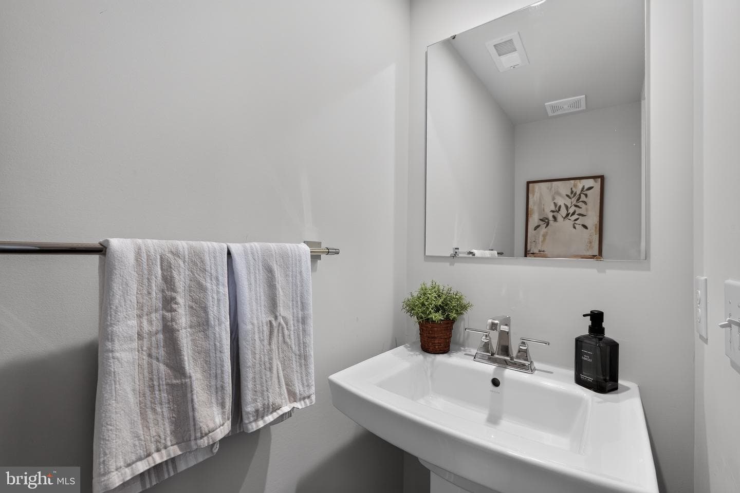 265 Sugar Maple Square photo 4