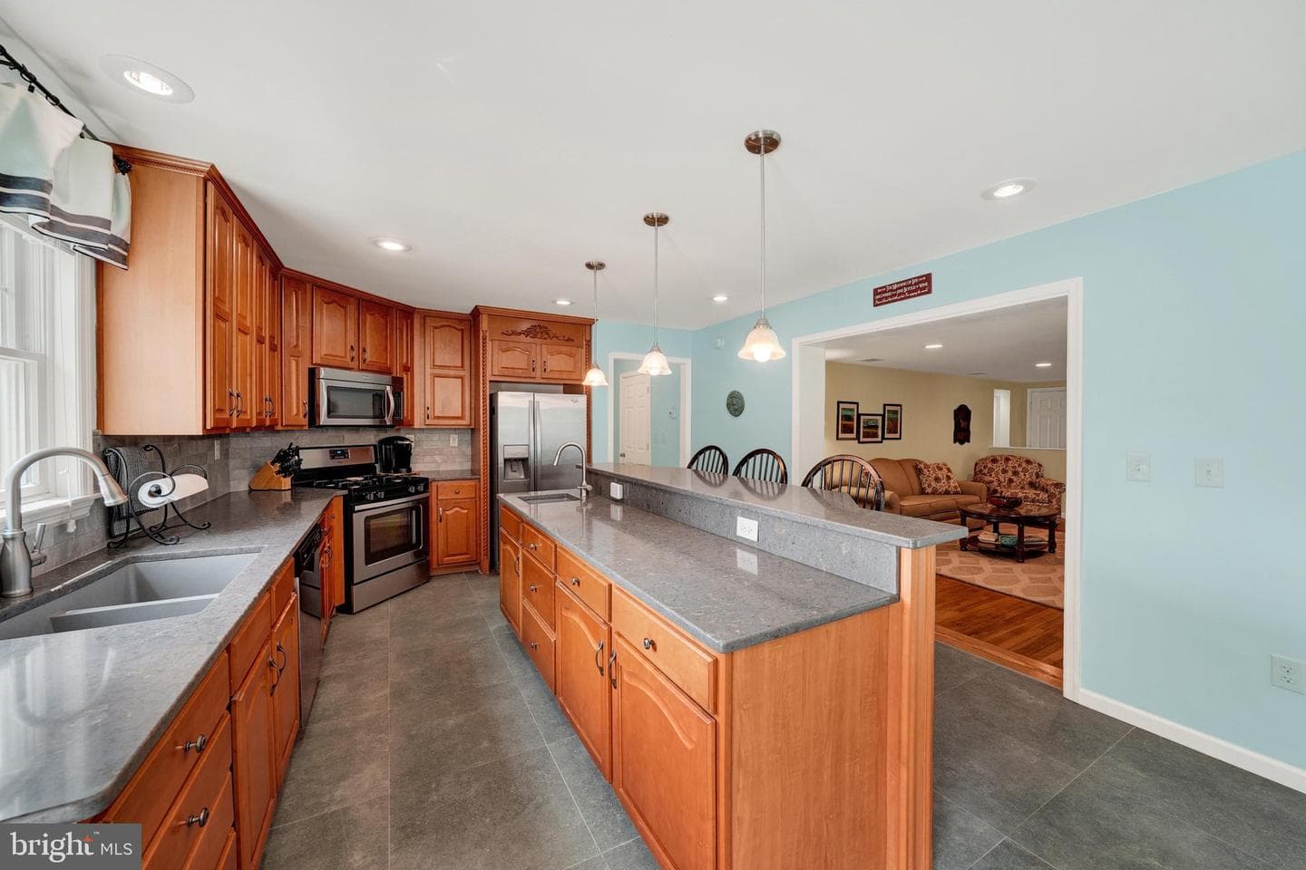 298 N Creek Road photo 12