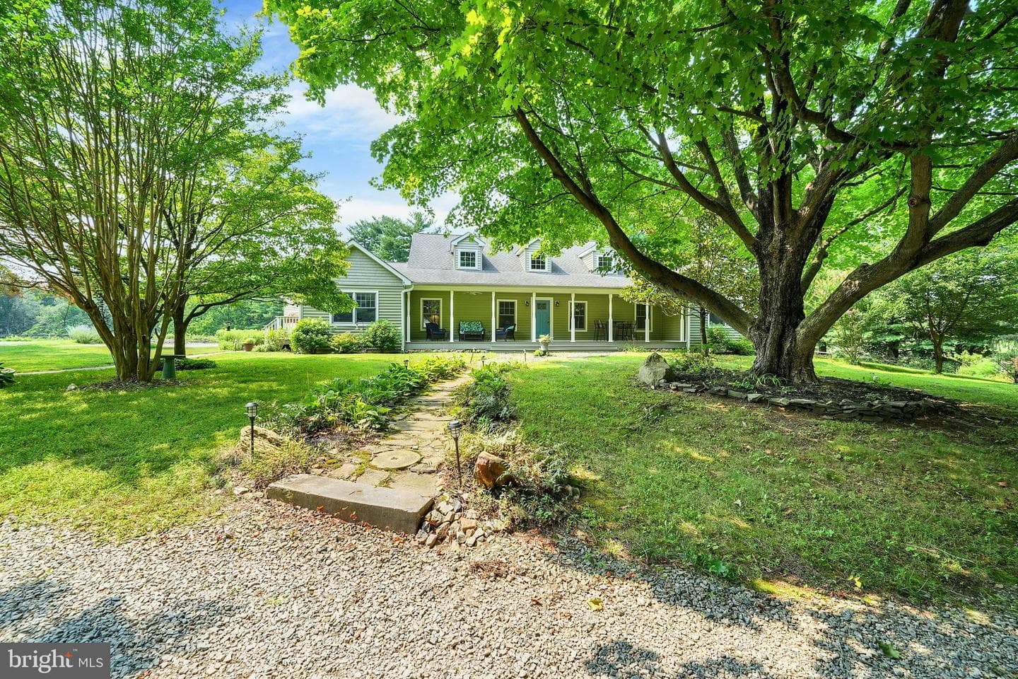 298 N Creek Road photo 6