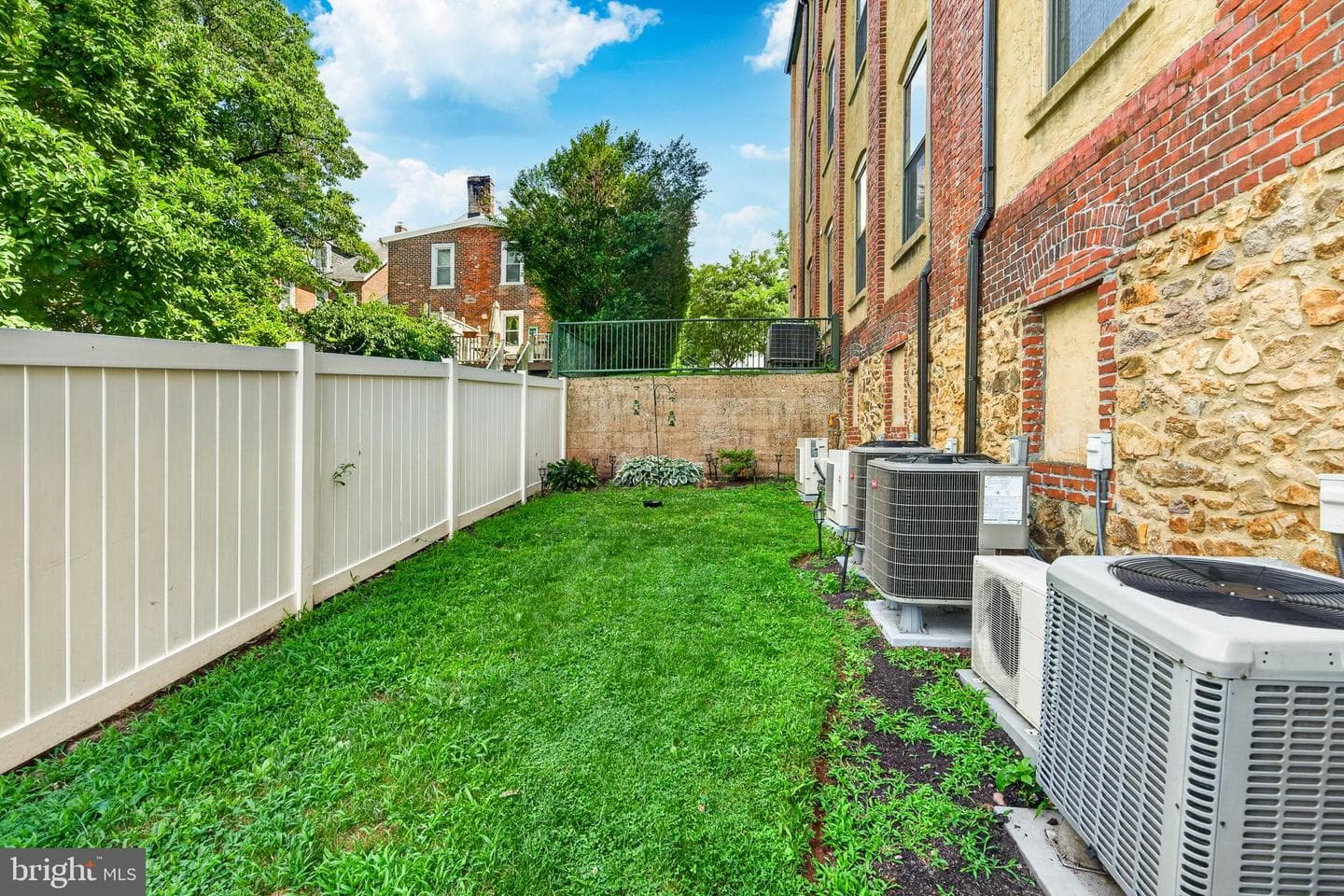 541 Washington Avenue ##202 photo 29