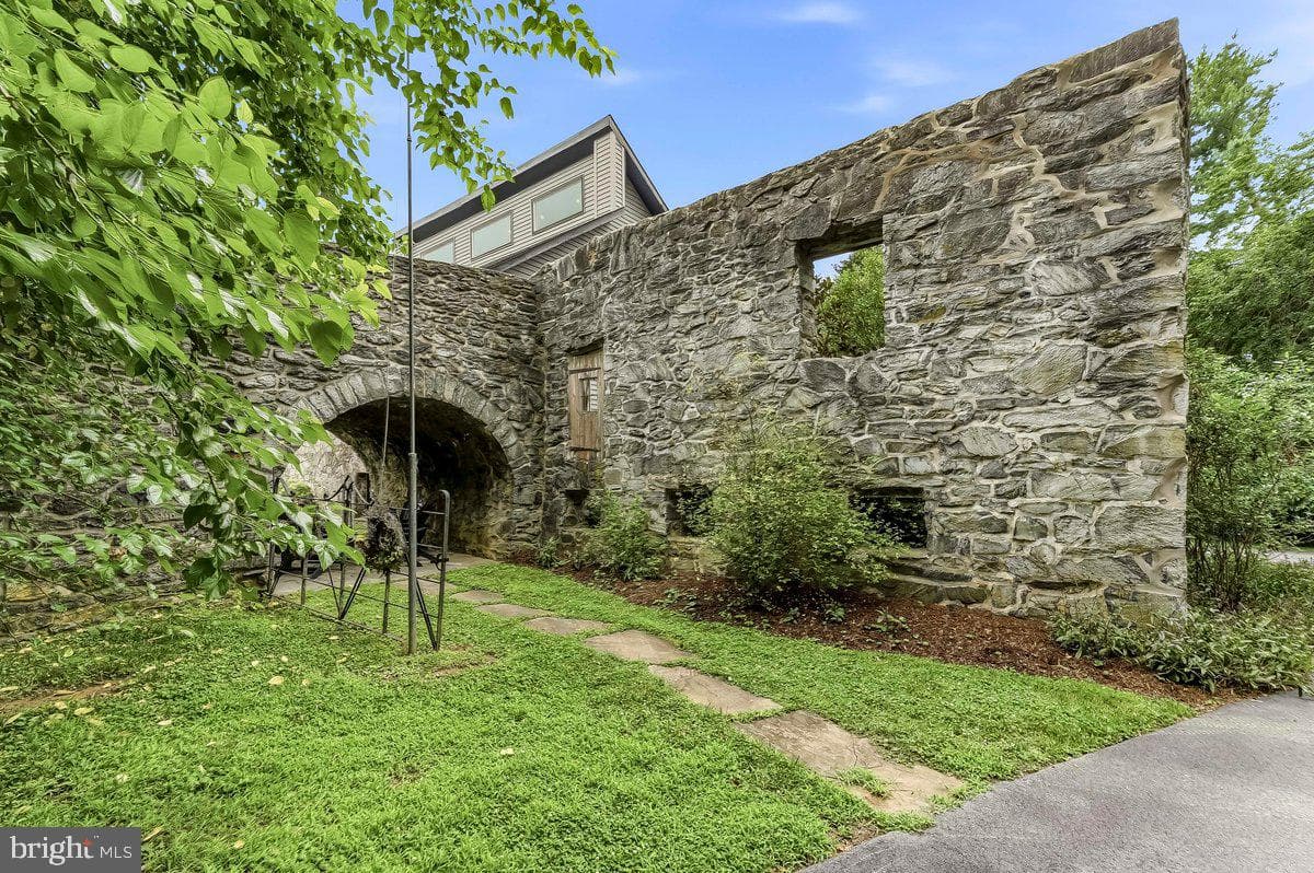 802 Goshen Road photo 12