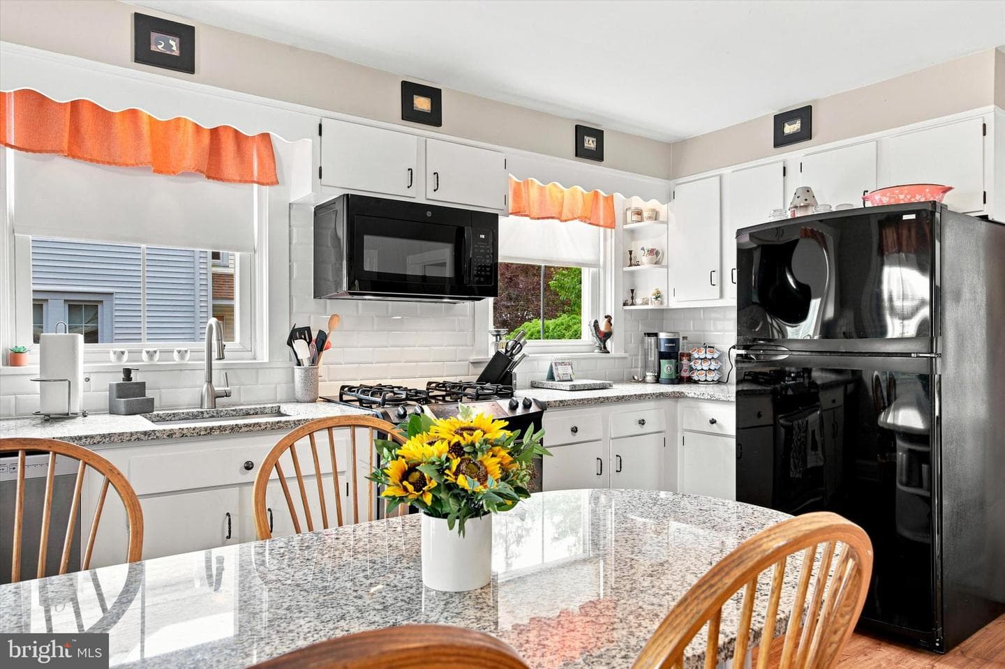 3 Maple Avenue photo 13