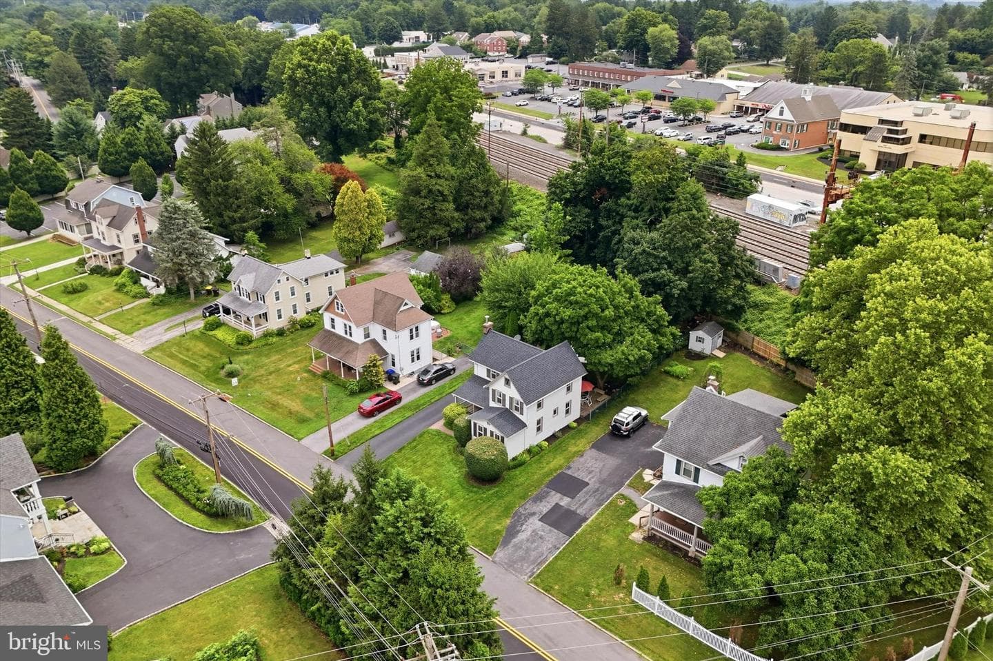 3 Maple Avenue photo 29