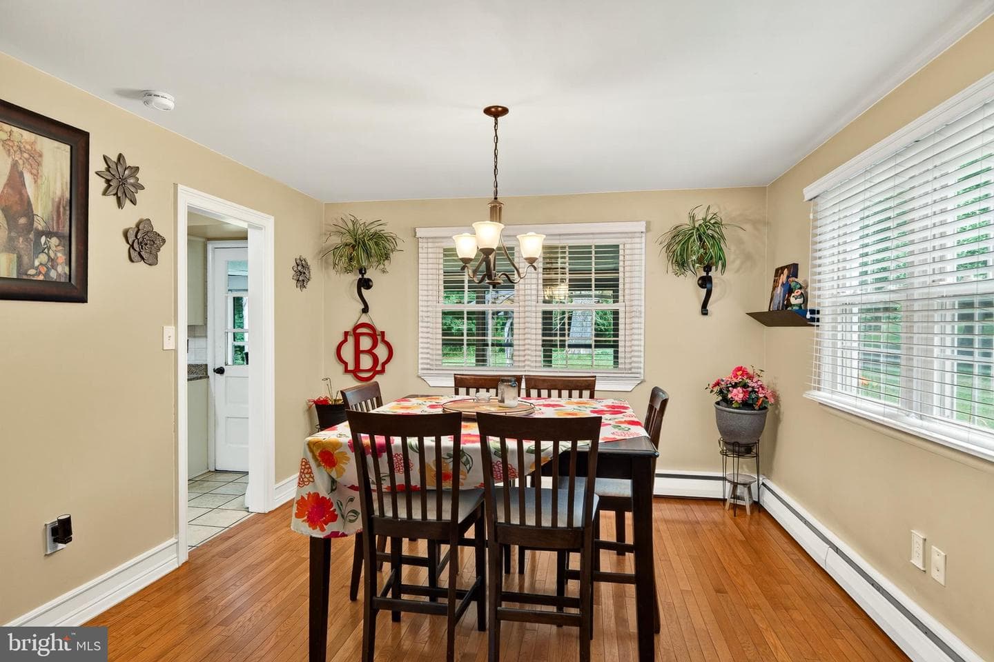 833 Hunt Club Lane photo 6