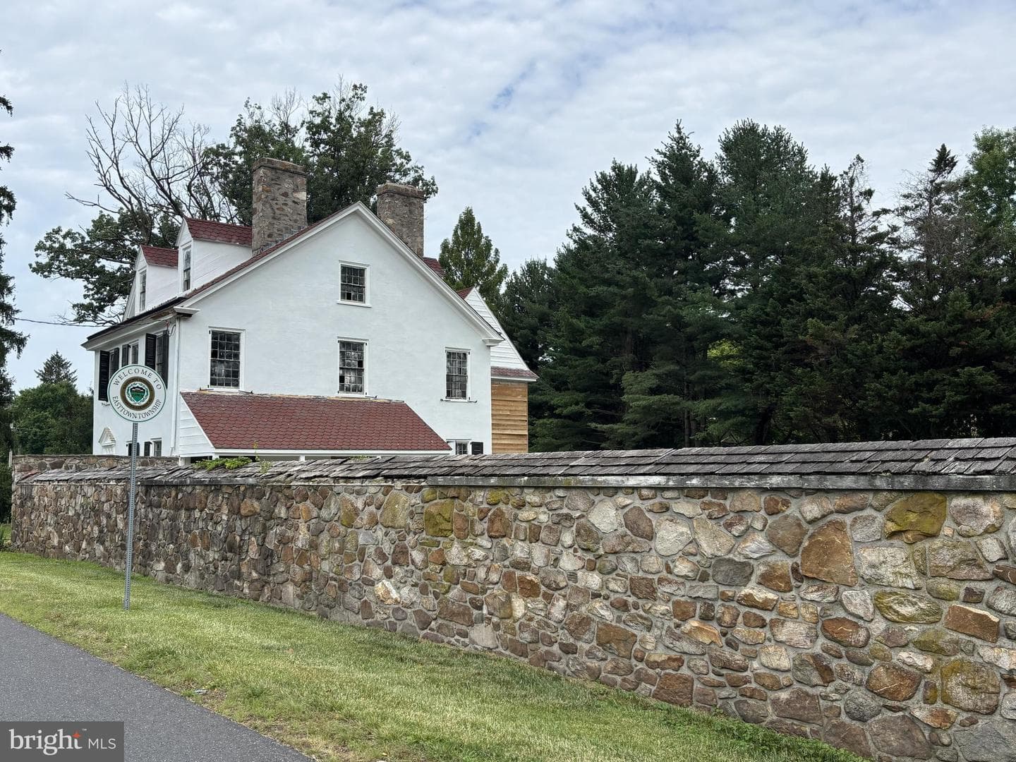 107 Old Lancaster Road photo 6