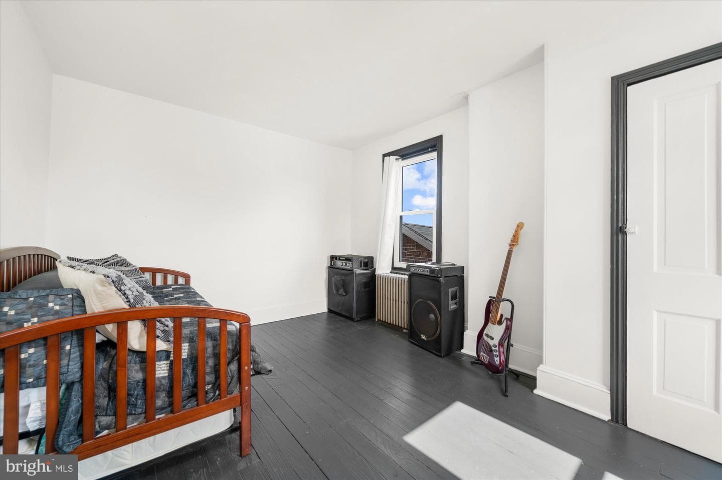 118 Marshall Street photo 30
