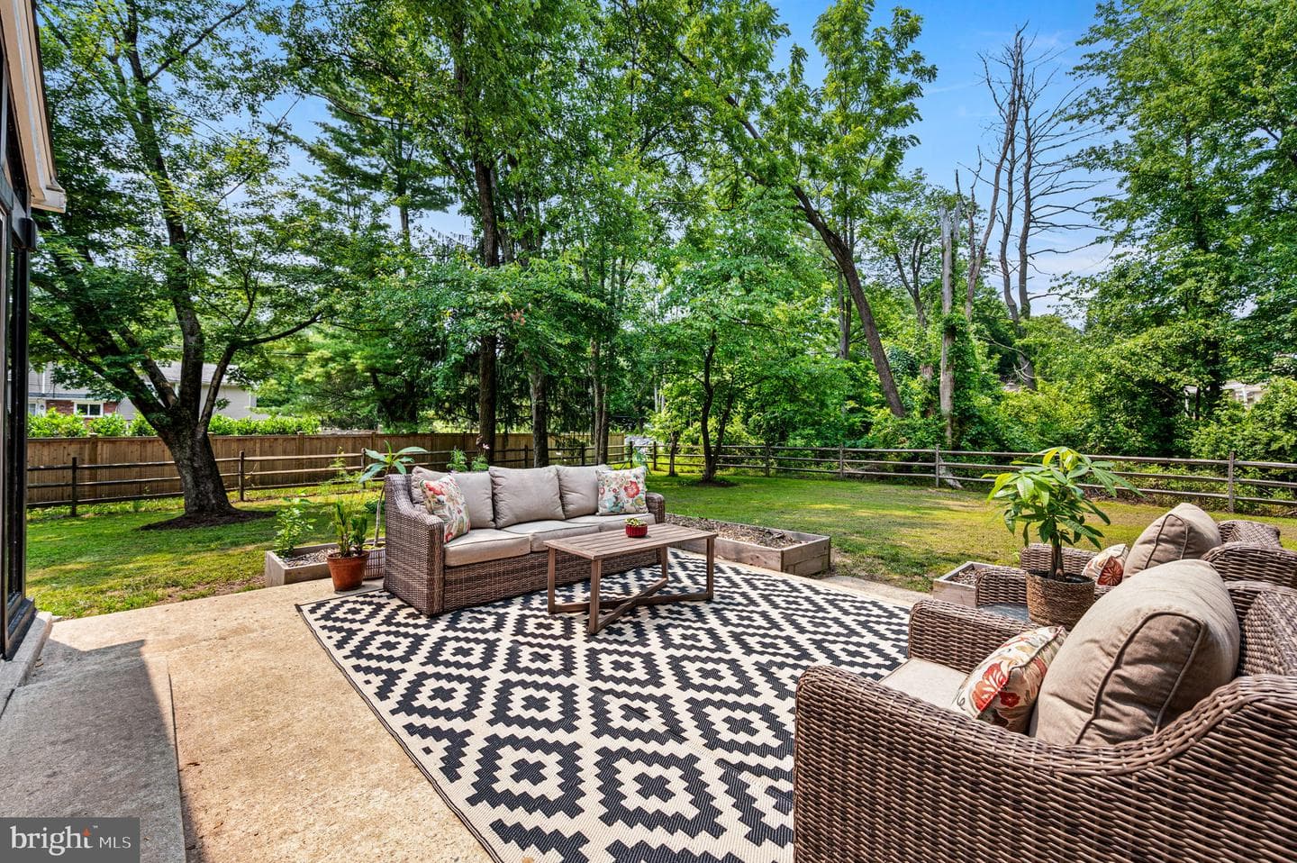 497 Black Swan Lane photo 33