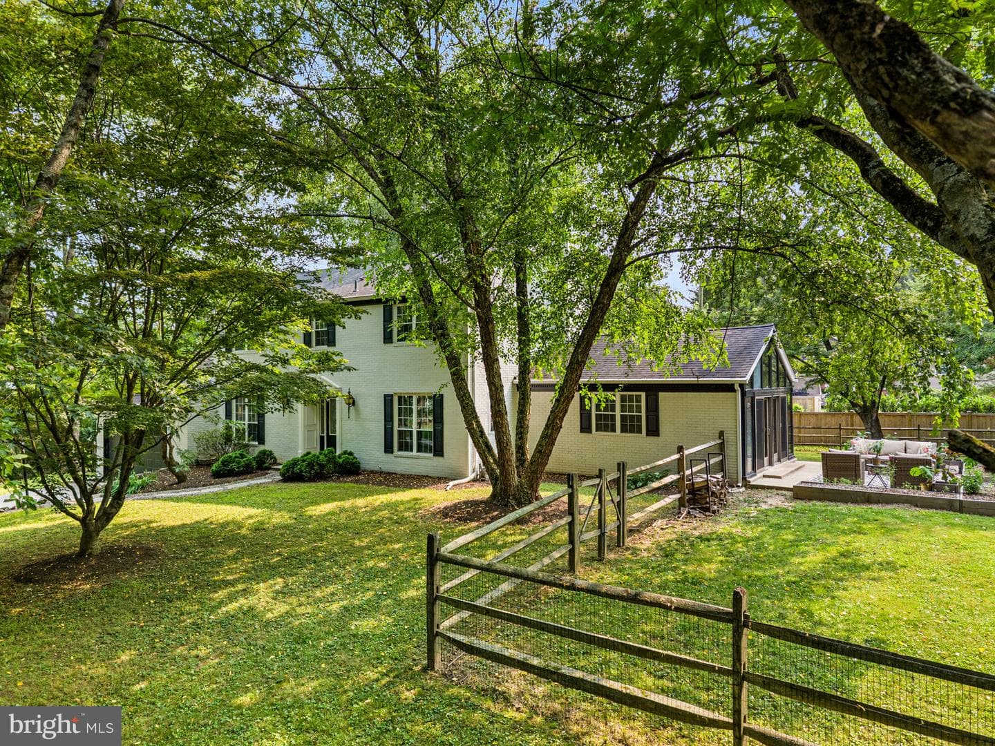 497 Black Swan Lane photo 35