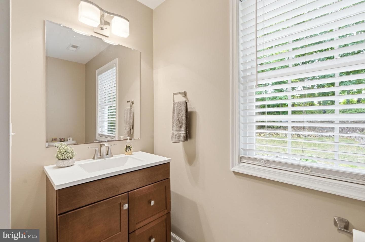 661 Saint Matthews Road photo 39