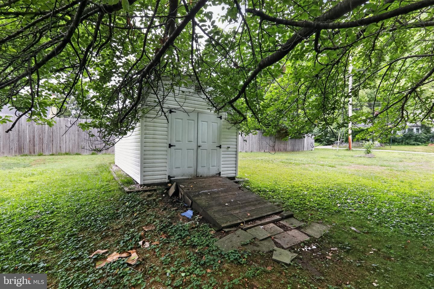 1 Lynn Boulevard photo 34