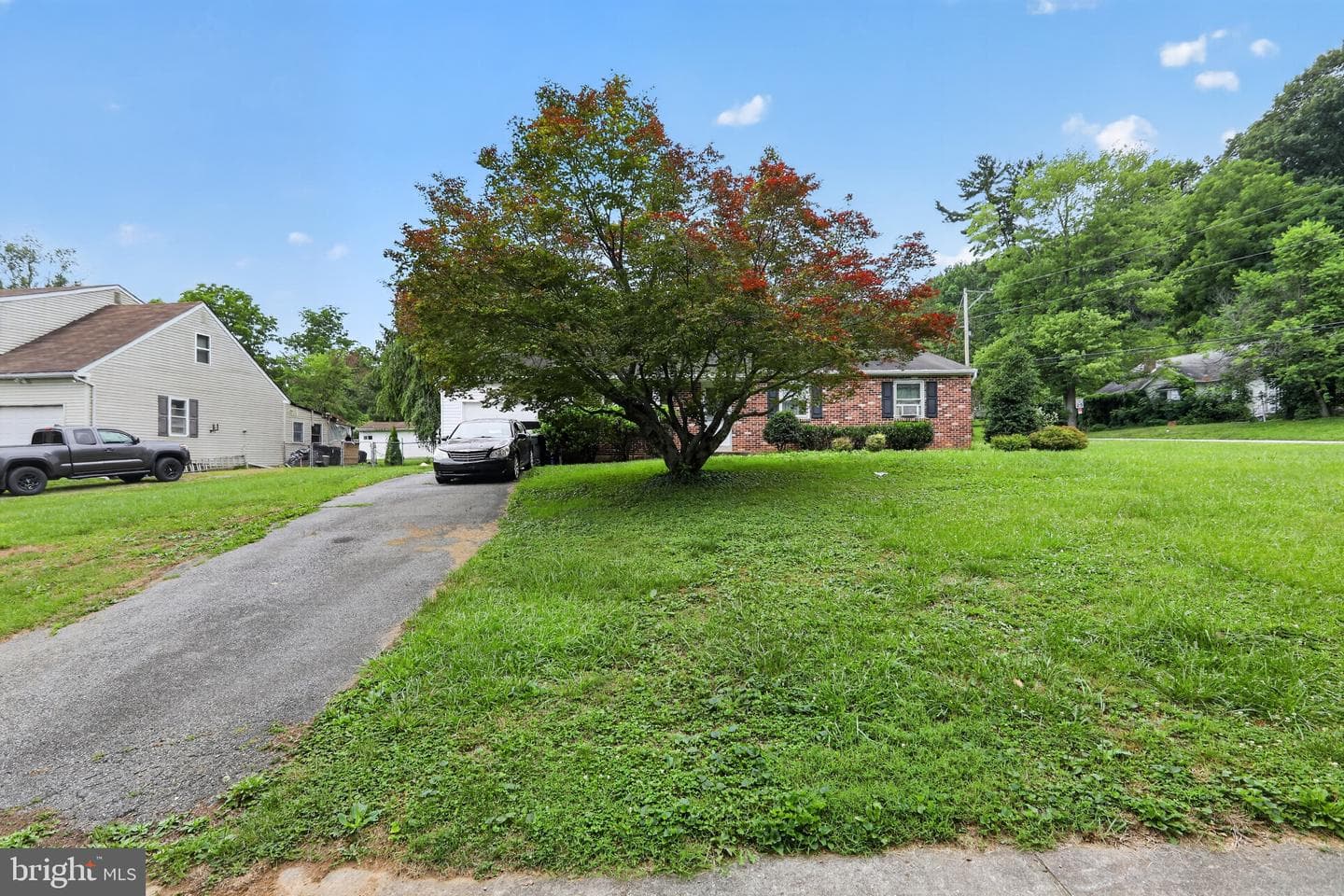 1 Lynn Boulevard photo 5