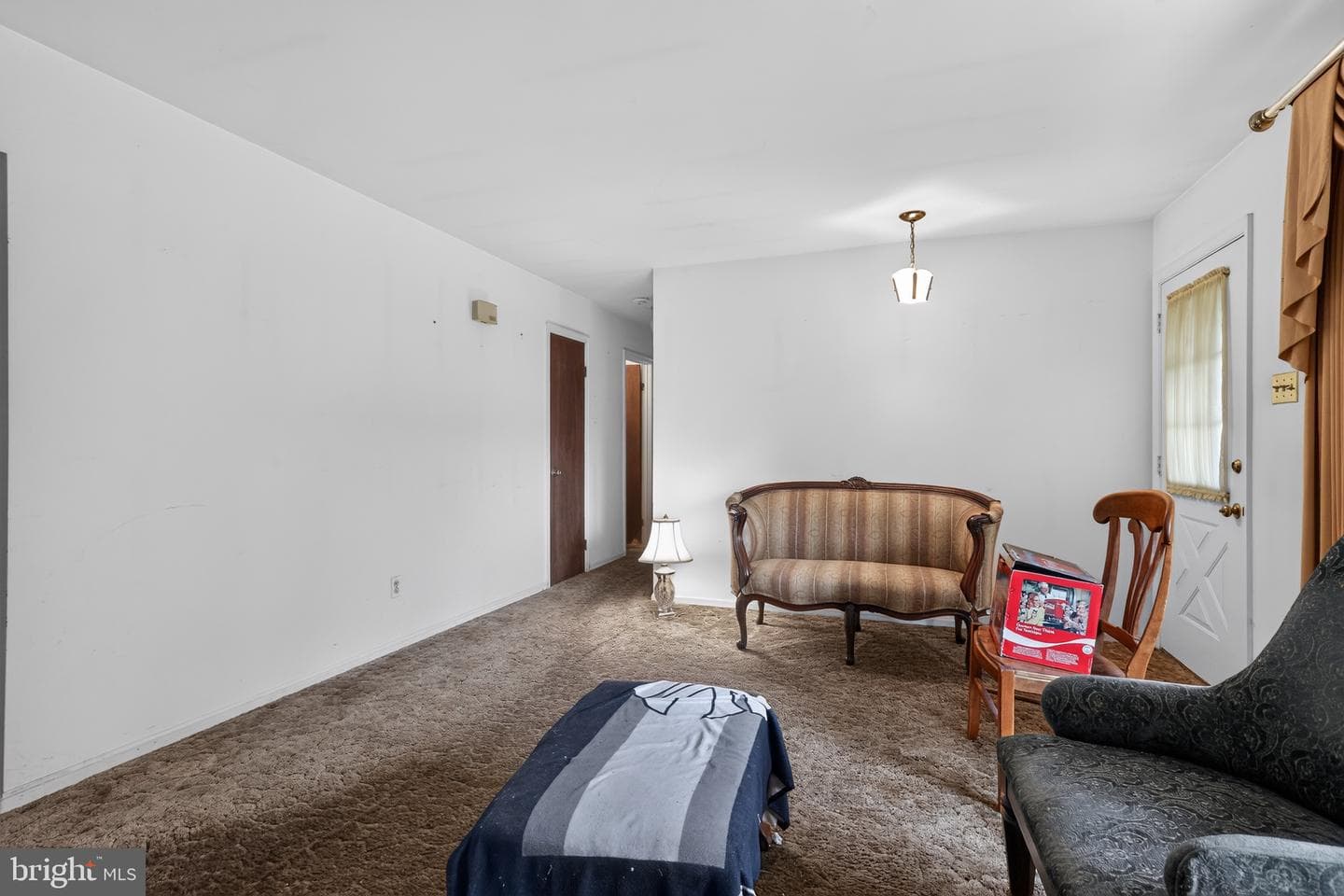 1 Lynn Boulevard photo 7