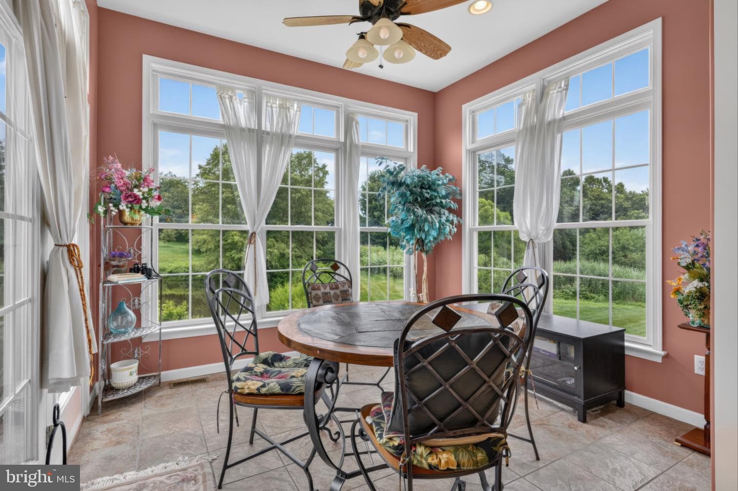 315 Carlisle Drive photo 16