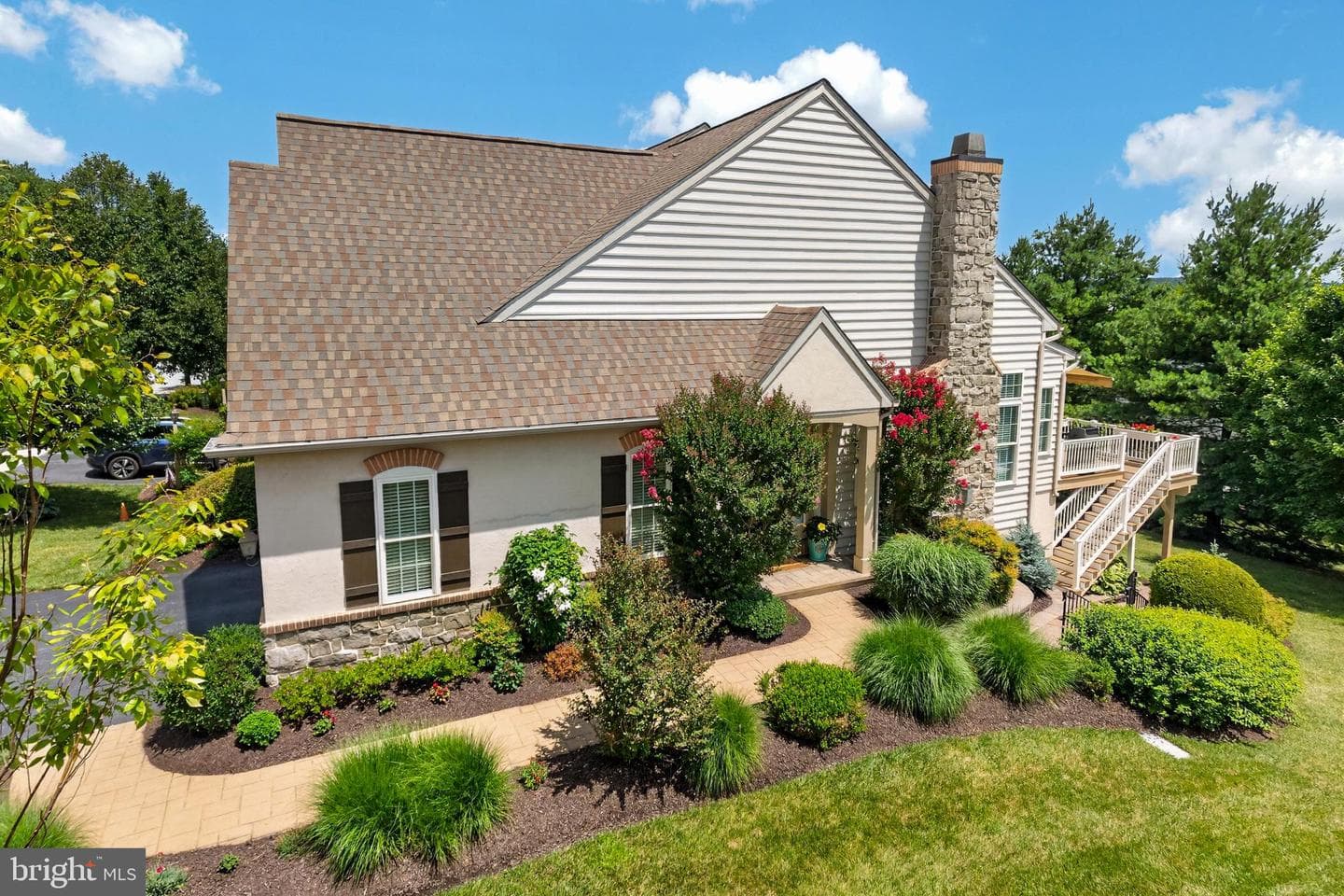 1467 N Red Maple Way photo 3