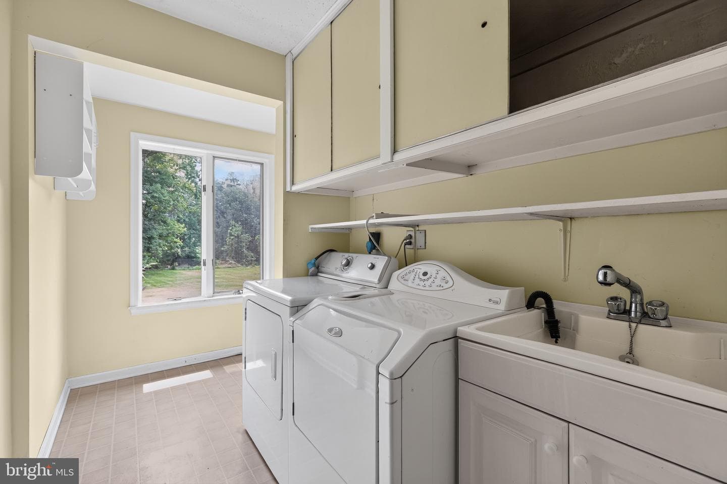 1408 Ponds Edge Road photo 35