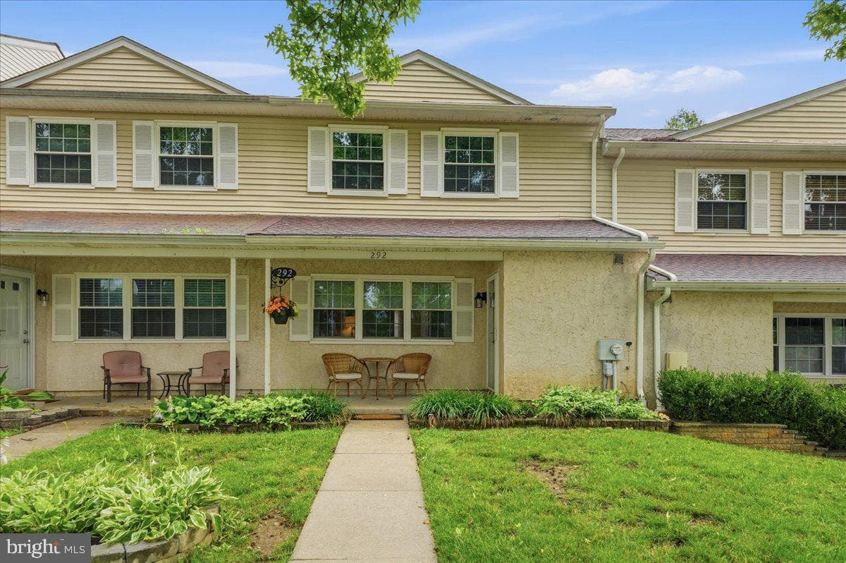 292 Carlyn Court, Downingtown