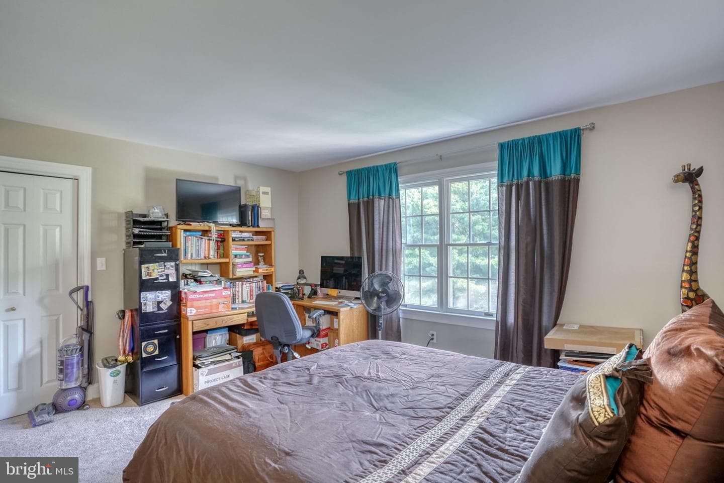 200 Derby Lane photo 32