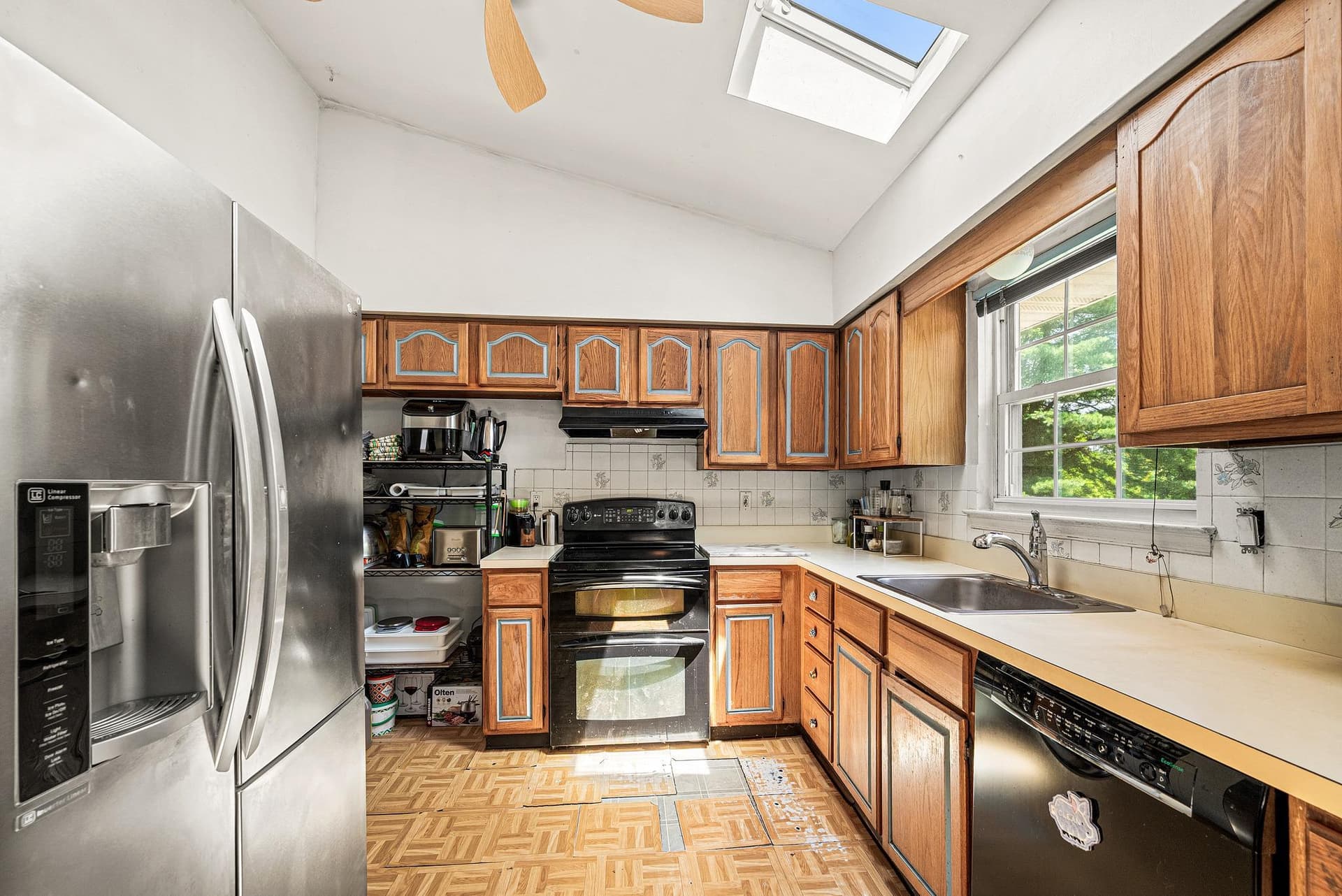 102 Montgomery Drive photo 12